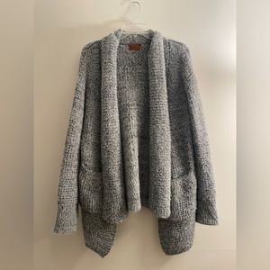 POL Women’s Chunky Cardigan Gray Heavyweight High Quality Knit Fuzzy Long